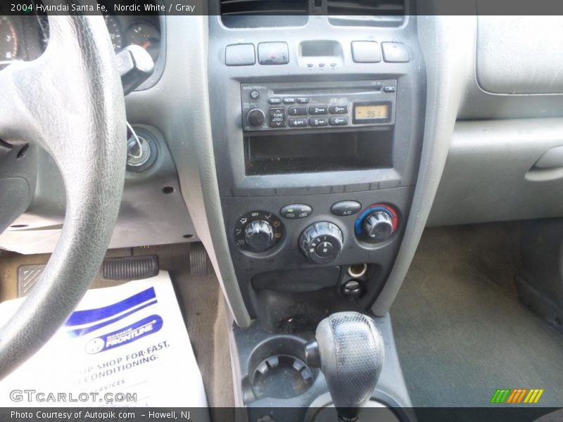 Nordic White / Gray 2004 Hyundai Santa Fe
