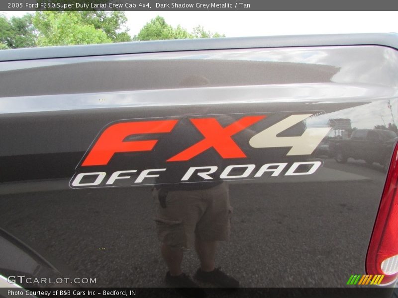 Dark Shadow Grey Metallic / Tan 2005 Ford F250 Super Duty Lariat Crew Cab 4x4