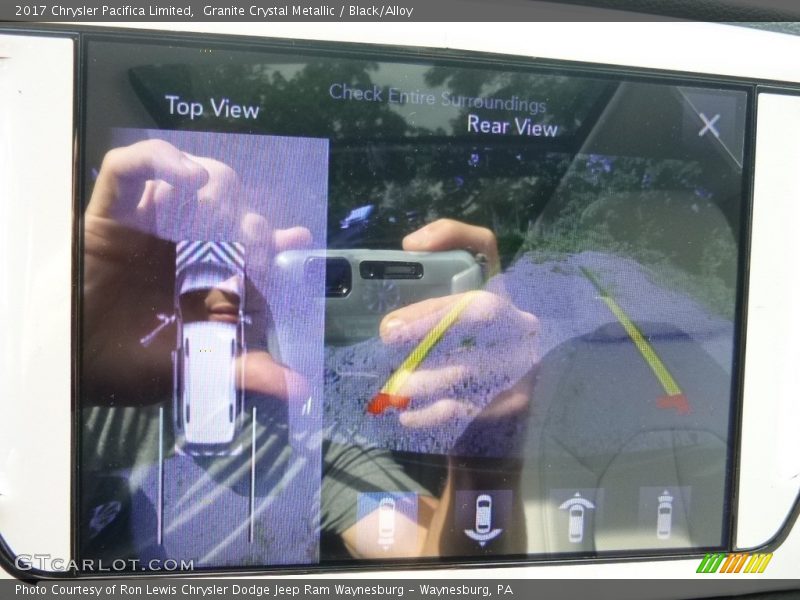 Granite Crystal Metallic / Black/Alloy 2017 Chrysler Pacifica Limited