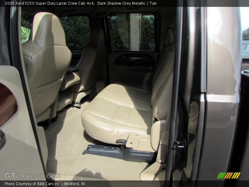 Dark Shadow Grey Metallic / Tan 2005 Ford F250 Super Duty Lariat Crew Cab 4x4