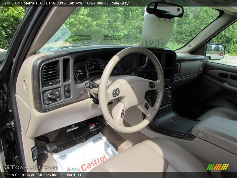 Onyx Black / Stone Gray 2005 GMC Sierra 1500 Denali Crew Cab AWD