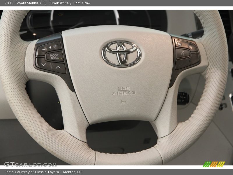 Super White / Light Gray 2013 Toyota Sienna XLE