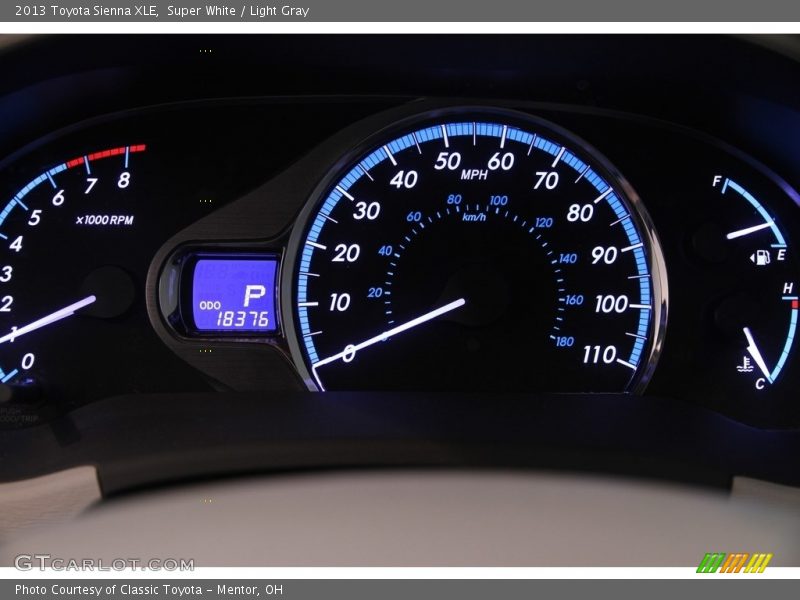 Super White / Light Gray 2013 Toyota Sienna XLE