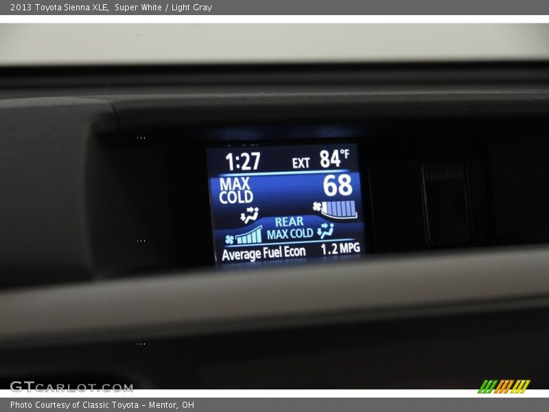 Super White / Light Gray 2013 Toyota Sienna XLE