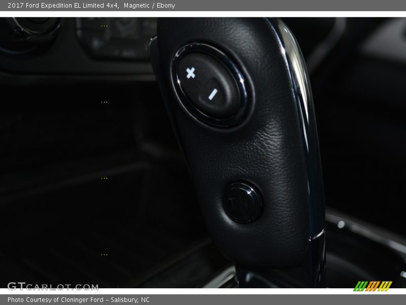 Magnetic / Ebony 2017 Ford Expedition EL Limited 4x4