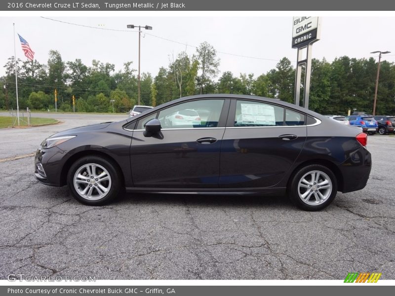 Tungsten Metallic / Jet Black 2016 Chevrolet Cruze LT Sedan