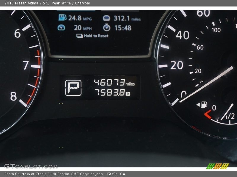 Pearl White / Charcoal 2015 Nissan Altima 2.5 S