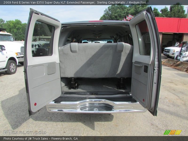 Sterling Grey Metallic / Medium Flint 2009 Ford E Series Van E350 Super Duty XLT Extended Passenger