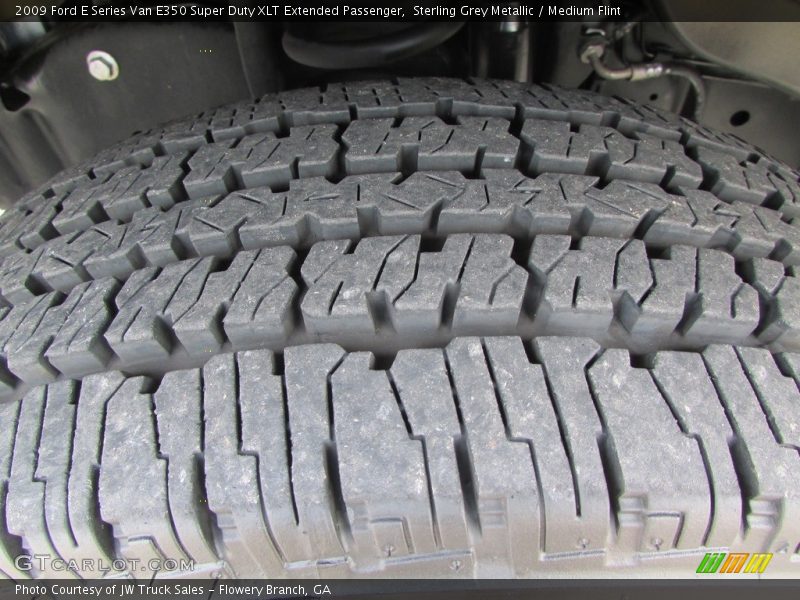 Sterling Grey Metallic / Medium Flint 2009 Ford E Series Van E350 Super Duty XLT Extended Passenger