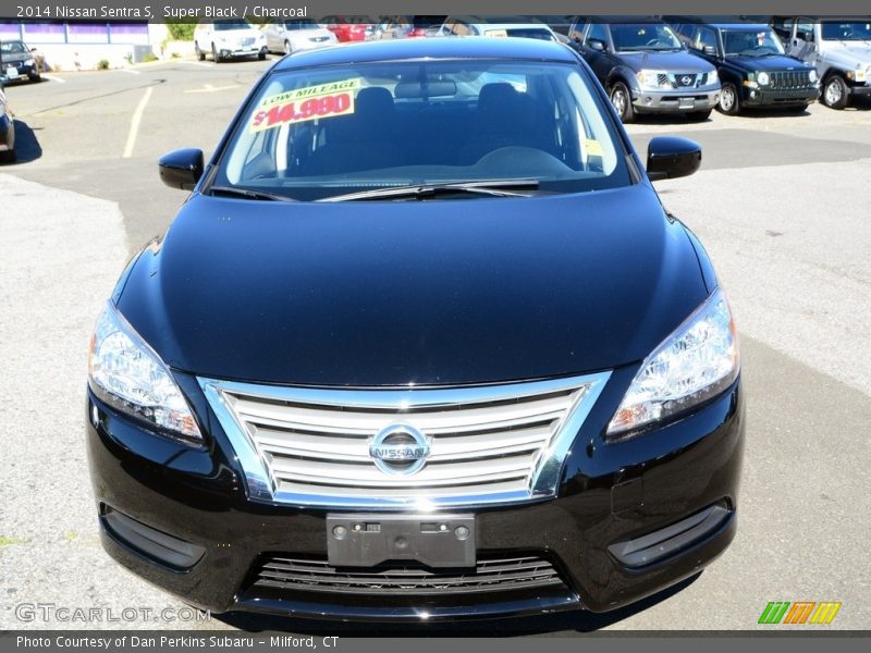 Super Black / Charcoal 2014 Nissan Sentra S