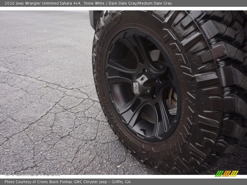 Stone White / Dark Slate Gray/Medium Slate Gray 2010 Jeep Wrangler Unlimited Sahara 4x4