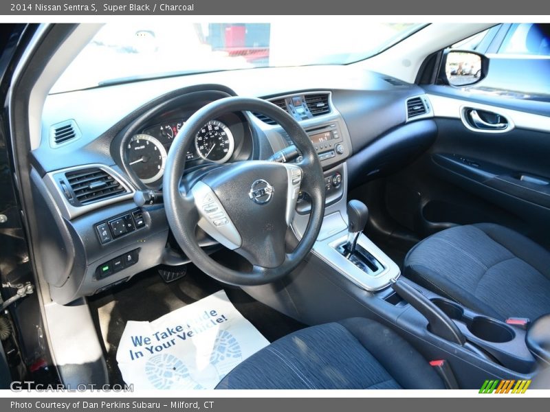 Super Black / Charcoal 2014 Nissan Sentra S