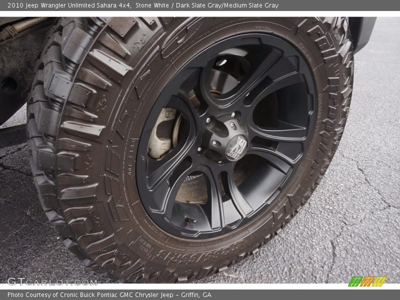 Stone White / Dark Slate Gray/Medium Slate Gray 2010 Jeep Wrangler Unlimited Sahara 4x4