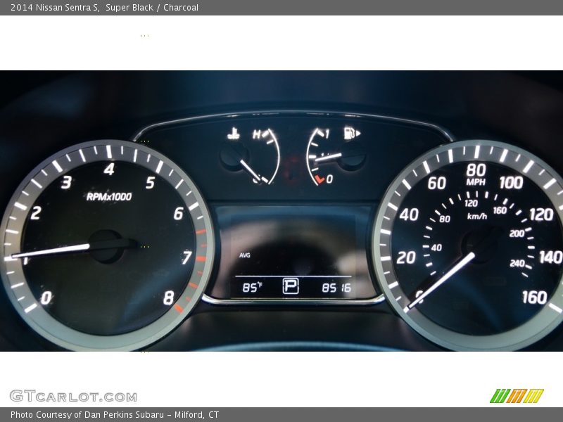 Super Black / Charcoal 2014 Nissan Sentra S