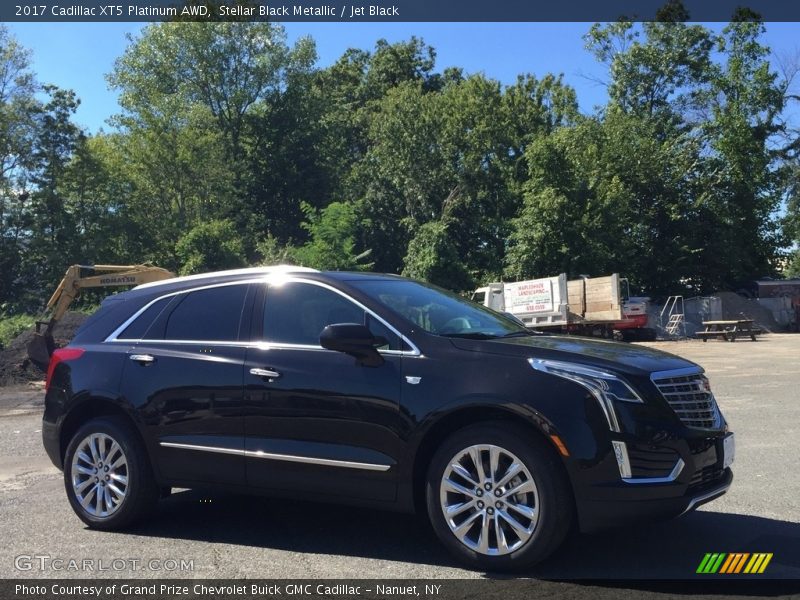 Stellar Black Metallic / Jet Black 2017 Cadillac XT5 Platinum AWD