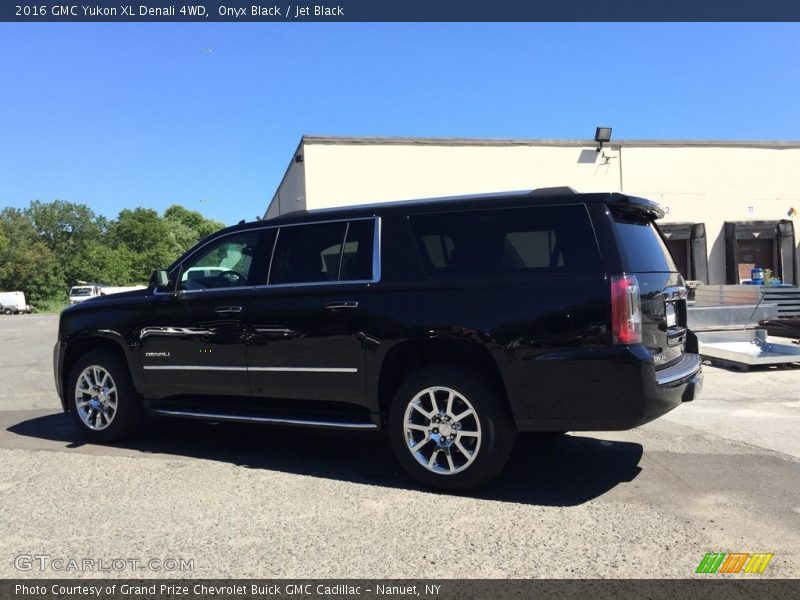 Onyx Black / Jet Black 2016 GMC Yukon XL Denali 4WD