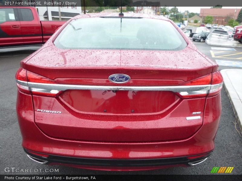 Ruby Red / Ebony 2017 Ford Fusion SE