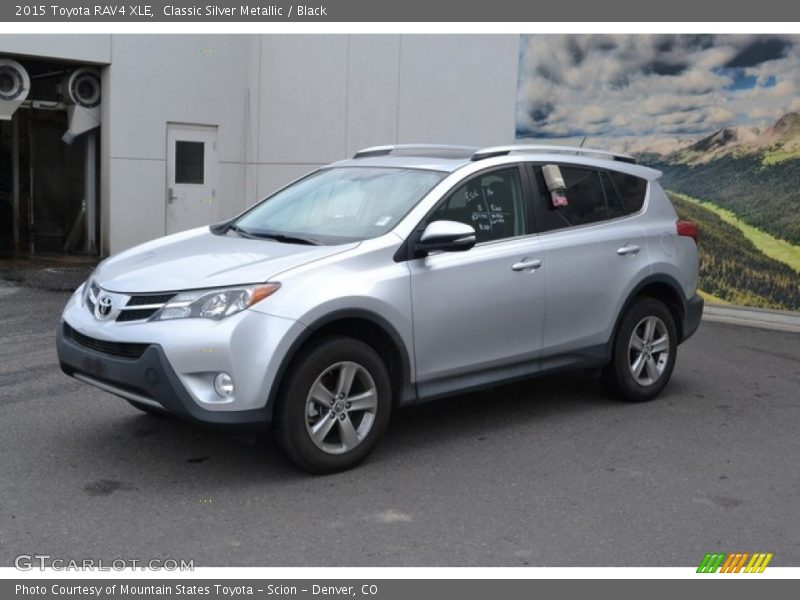 Front 3/4 View of 2015 RAV4 XLE