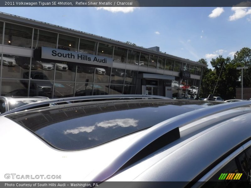 Reflex Silver Metallic / Charcoal 2011 Volkswagen Tiguan SE 4Motion
