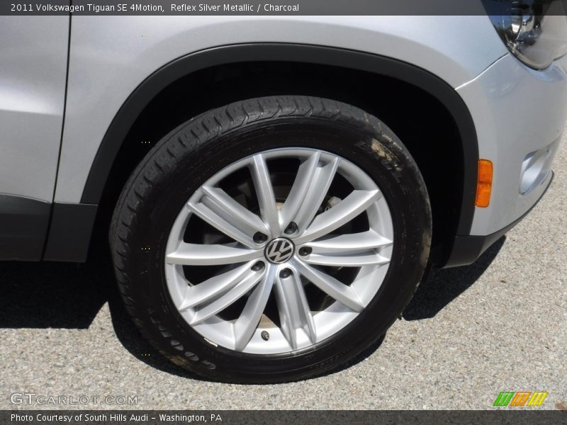 Reflex Silver Metallic / Charcoal 2011 Volkswagen Tiguan SE 4Motion