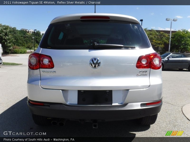 Reflex Silver Metallic / Charcoal 2011 Volkswagen Tiguan SE 4Motion