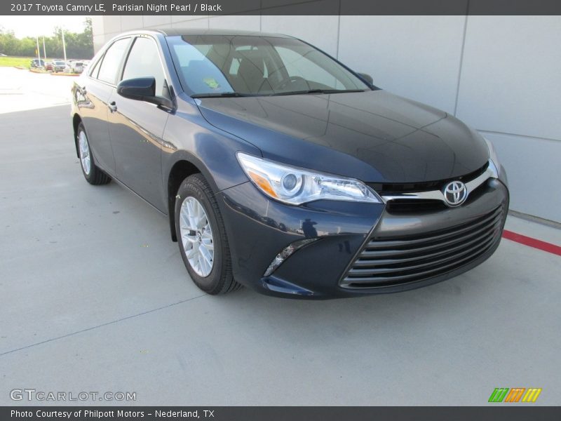 Parisian Night Pearl / Black 2017 Toyota Camry LE