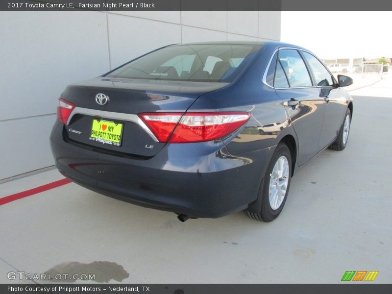 Parisian Night Pearl / Black 2017 Toyota Camry LE