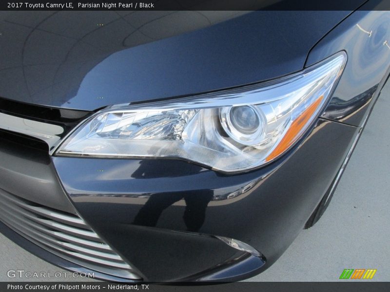 Parisian Night Pearl / Black 2017 Toyota Camry LE
