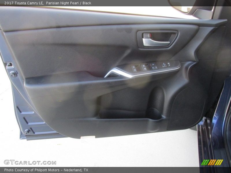 Parisian Night Pearl / Black 2017 Toyota Camry LE