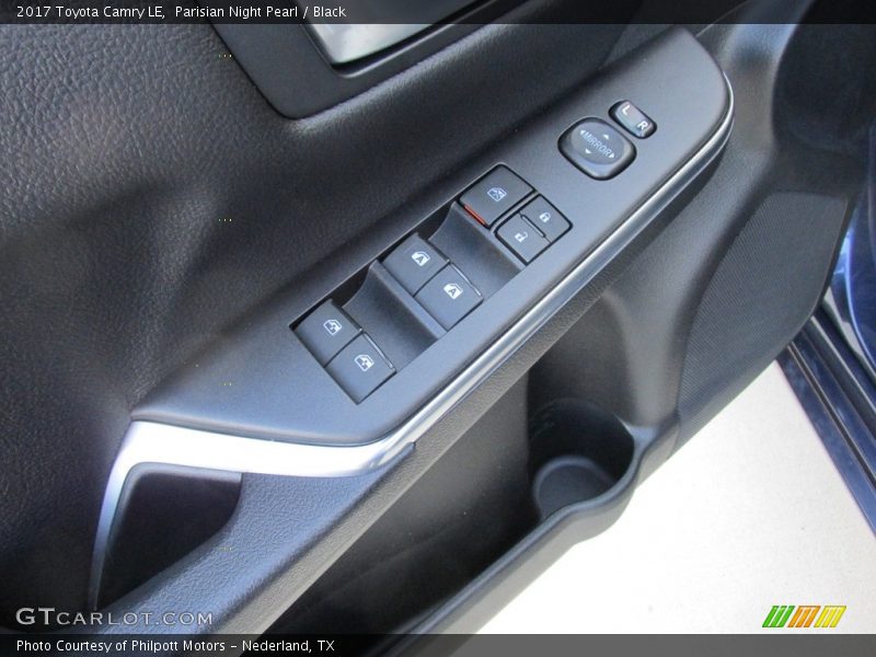 Parisian Night Pearl / Black 2017 Toyota Camry LE