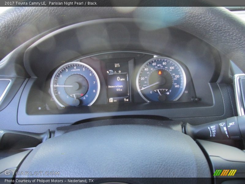 Parisian Night Pearl / Black 2017 Toyota Camry LE