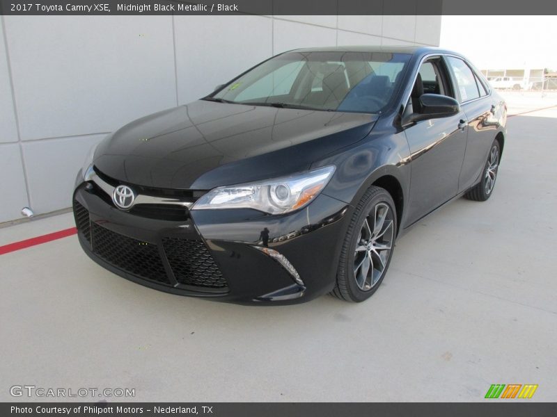 Midnight Black Metallic / Black 2017 Toyota Camry XSE