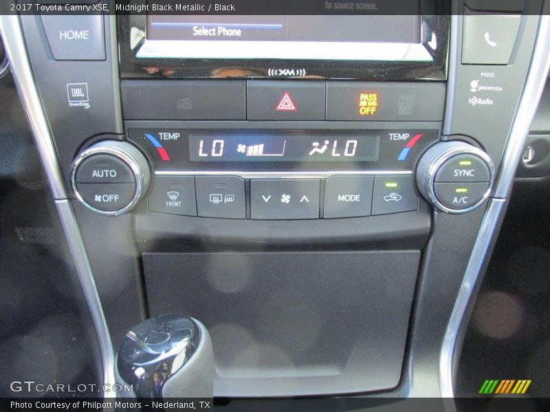 Midnight Black Metallic / Black 2017 Toyota Camry XSE