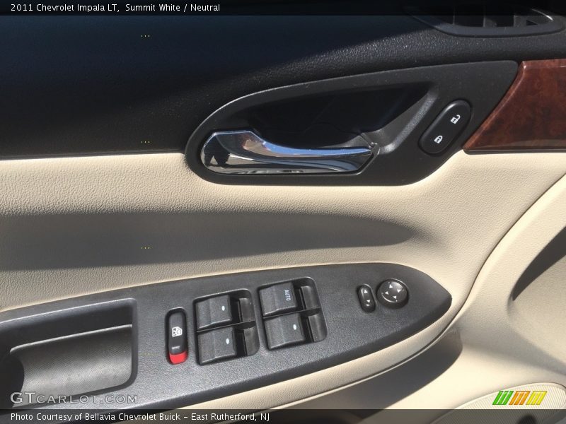 Summit White / Neutral 2011 Chevrolet Impala LT