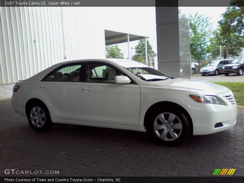 Super White / Ash 2007 Toyota Camry LE
