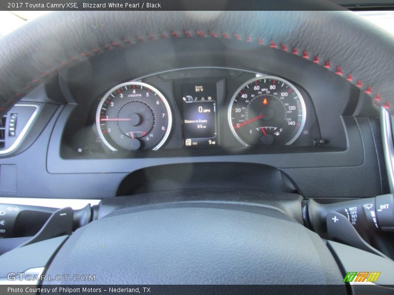 Blizzard White Pearl / Black 2017 Toyota Camry XSE