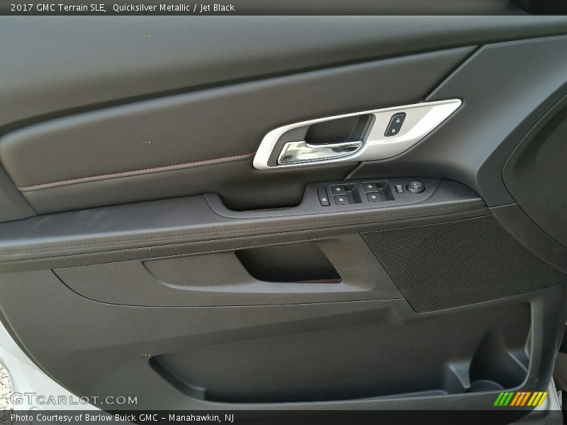 Quicksilver Metallic / Jet Black 2017 GMC Terrain SLE