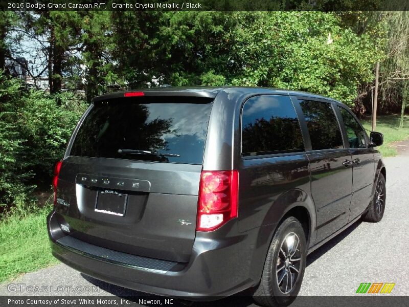 Granite Crystal Metallic / Black 2016 Dodge Grand Caravan R/T