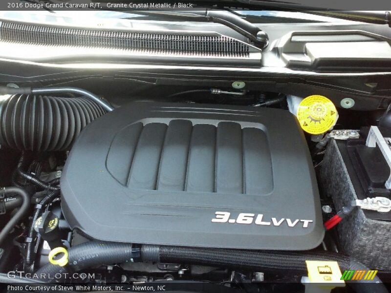 Granite Crystal Metallic / Black 2016 Dodge Grand Caravan R/T