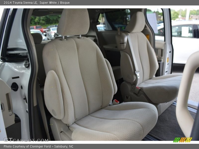 Super White / Bisque 2014 Toyota Sienna LE