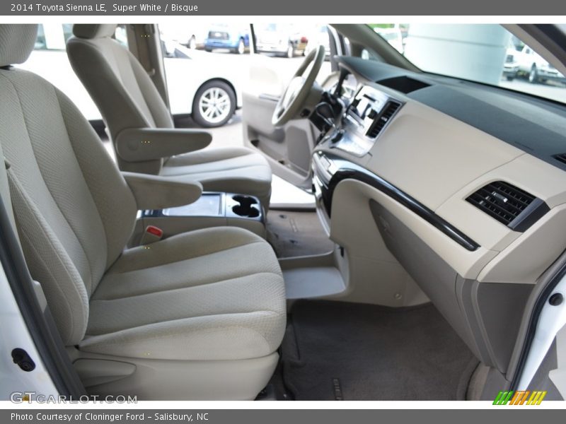 Super White / Bisque 2014 Toyota Sienna LE