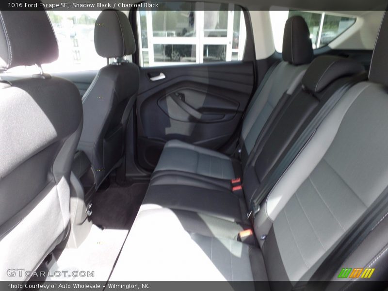 Shadow Black / Charcoal Black 2016 Ford Escape SE