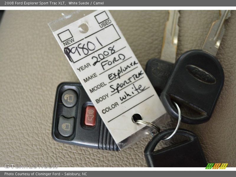 White Suede / Camel 2008 Ford Explorer Sport Trac XLT