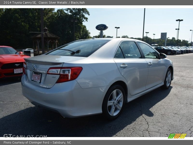 Classic Silver Metallic / Black/Ash 2014 Toyota Camry SE