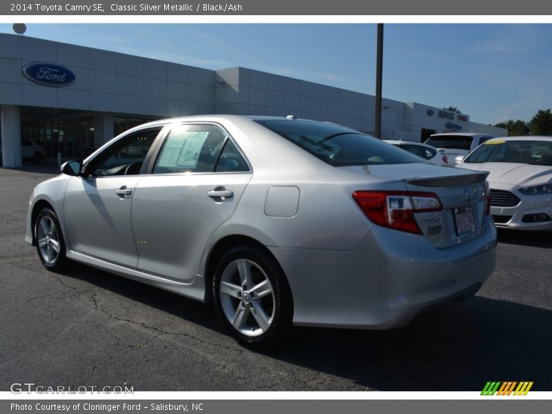 Classic Silver Metallic / Black/Ash 2014 Toyota Camry SE