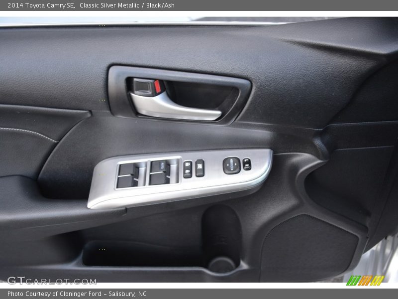 Classic Silver Metallic / Black/Ash 2014 Toyota Camry SE