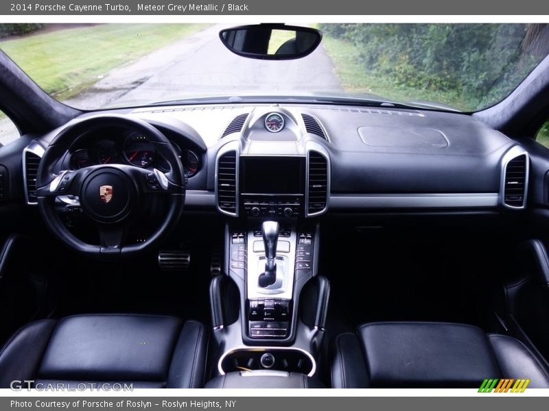 Dashboard of 2014 Cayenne Turbo