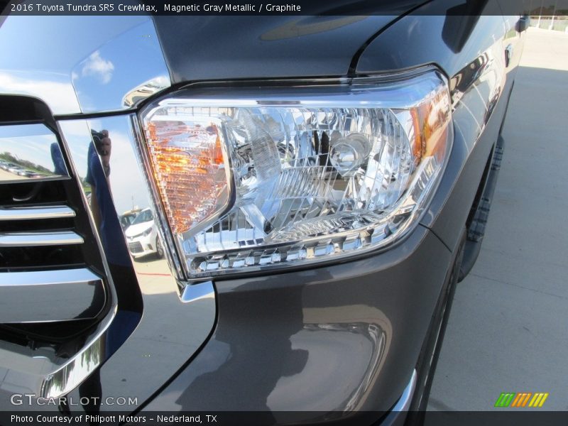 Magnetic Gray Metallic / Graphite 2016 Toyota Tundra SR5 CrewMax