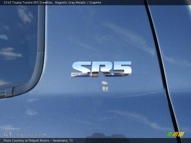 Magnetic Gray Metallic / Graphite 2016 Toyota Tundra SR5 CrewMax