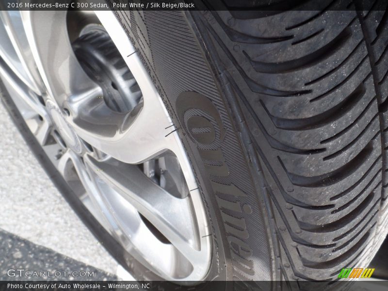 Polar White / Silk Beige/Black 2016 Mercedes-Benz C 300 Sedan